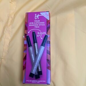 It Cosmetics Eye-Catching Shadow Stick Trio in Purple and Black
